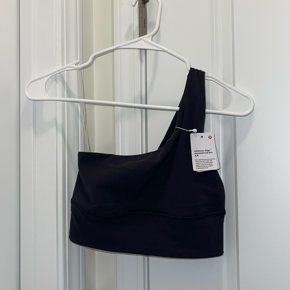 NWT Lululemon Align Asymmetrical Bra